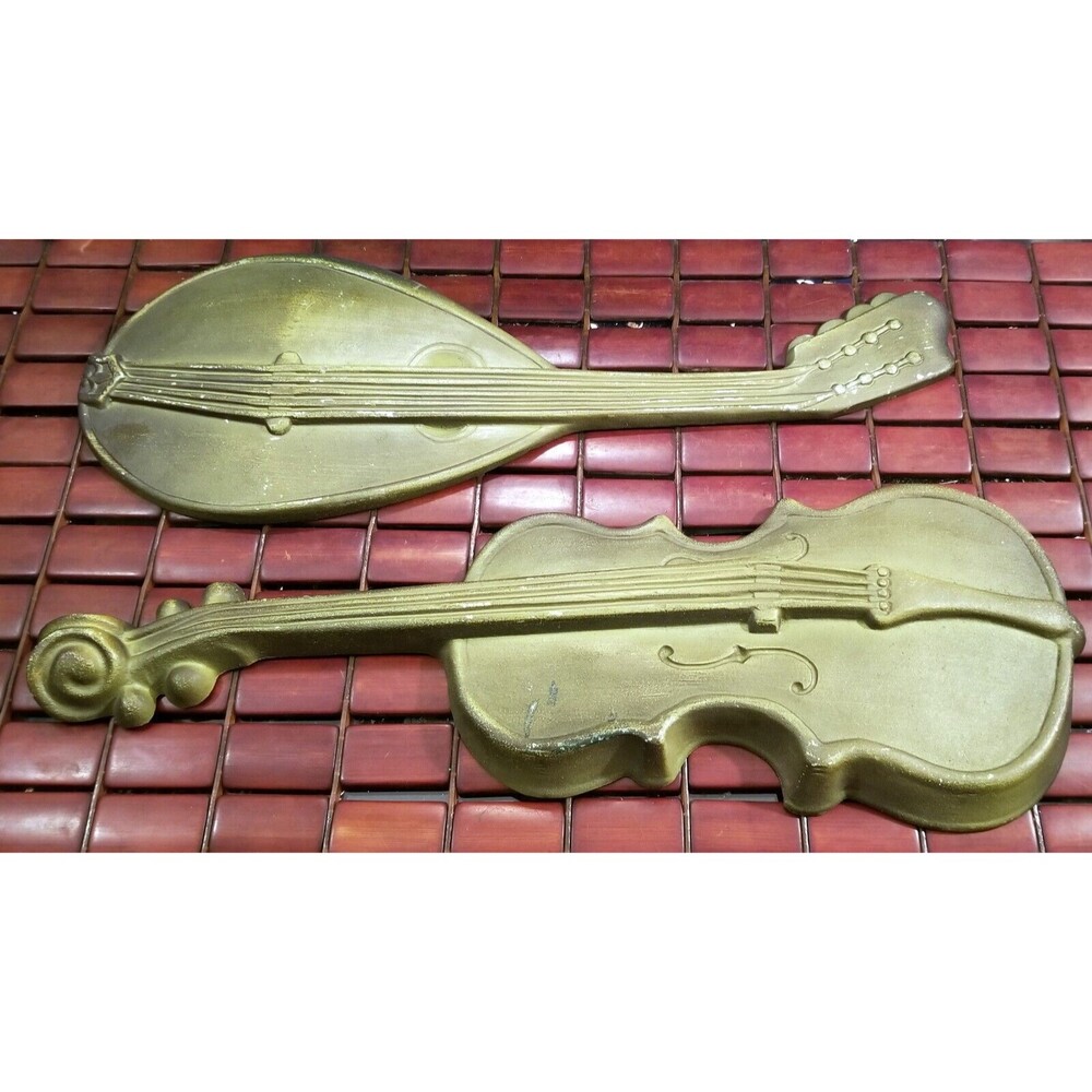 Vintage Royal Cast Aluminum Mandolin & Violin Instruments Wall Decor